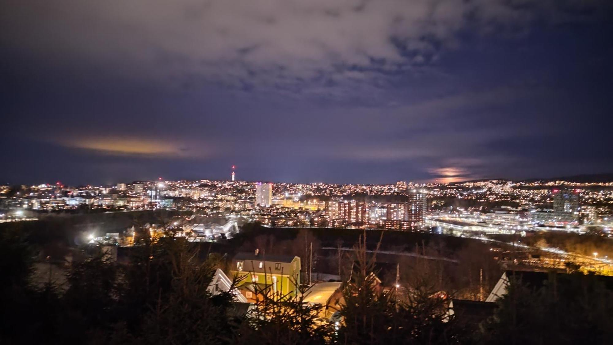 Adorable 1-Bedroom Apartment With A Fantastic View - Free Parking Trondheim Kültér fotó